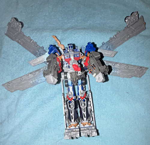 Hasbro transformers ultimate - hasbro,