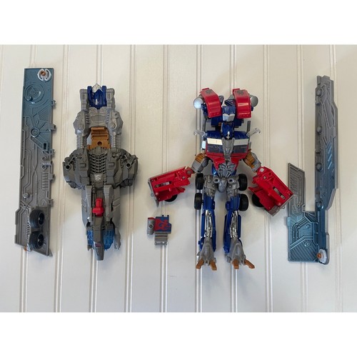 Transformers dark the - transformers, moon