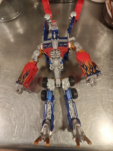 Transformers dotm ultimate - transformers,